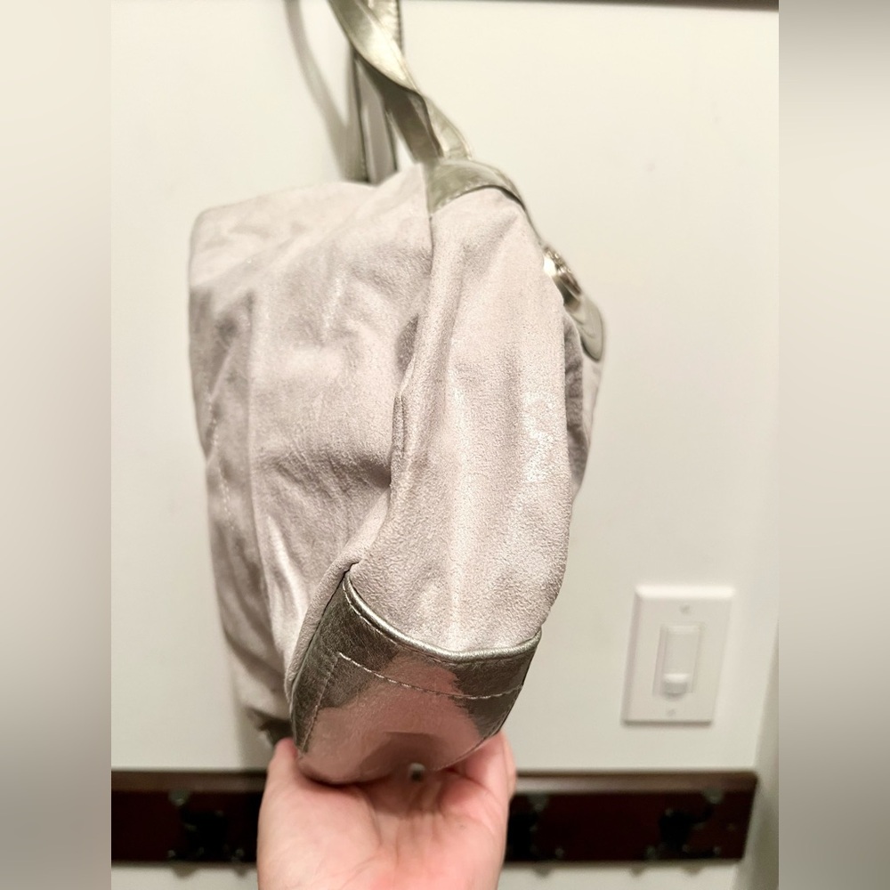 Kathy Van Zeeland Silver Shoulder Bag Crossbody | Chic Designer Handbag - Picture 7 of 16